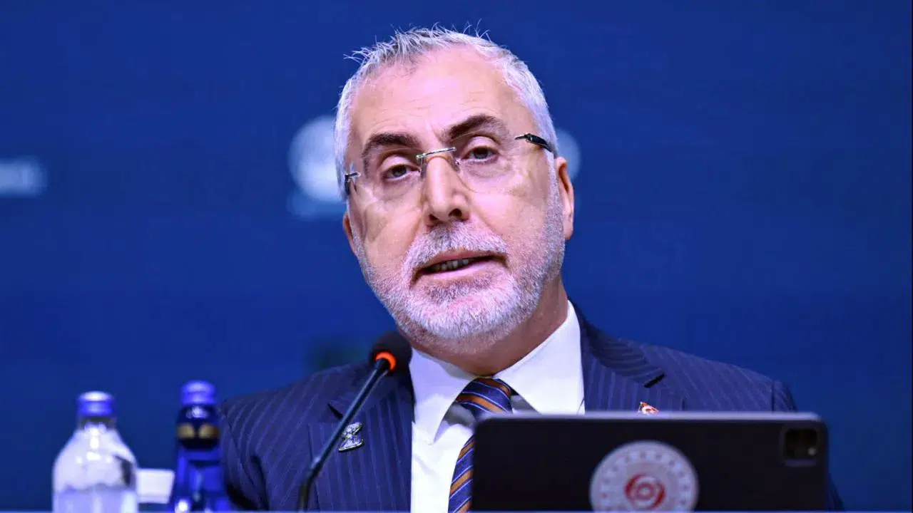Bakan Işıkhan’dan 1 Mayıs Öncesi Çalışma Barışına Dikkat!