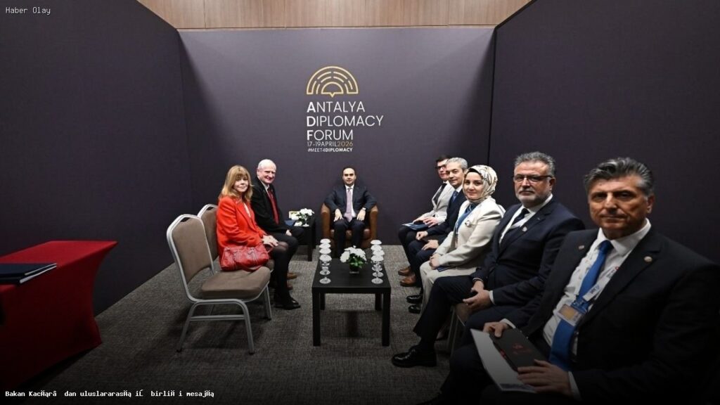 Bakan Kacır’dan Küresel İş Birliği Vurgusu