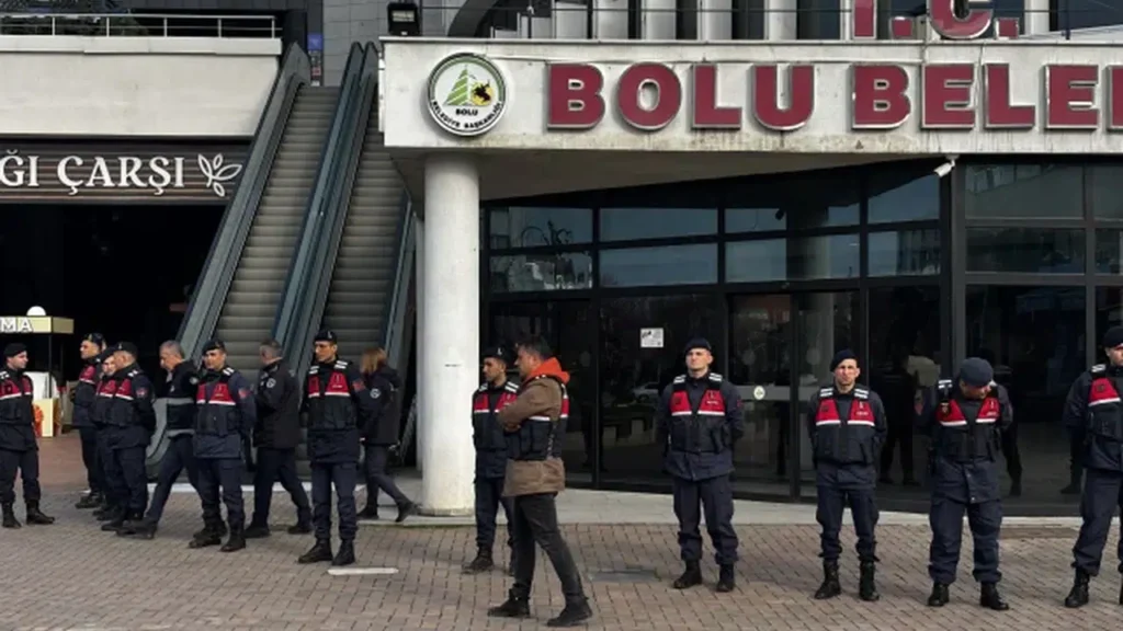 Bolu Belediyesi’nde Jandarma Operasyonu: Neler Yaşandı?