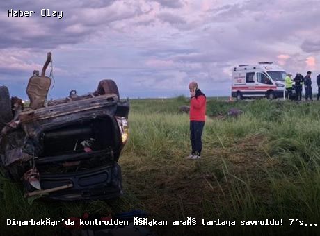 Diyarbakır’da kontrolden çıkan araç tarlaya savruldu: 11 yaralı