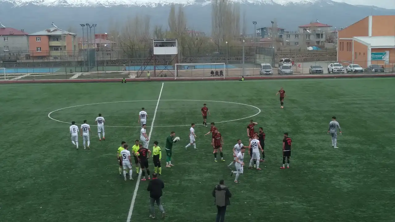 Doğubayazıt FK, Play-Off’a Yükselerek 3. Lig Hedefine Yaklaştı