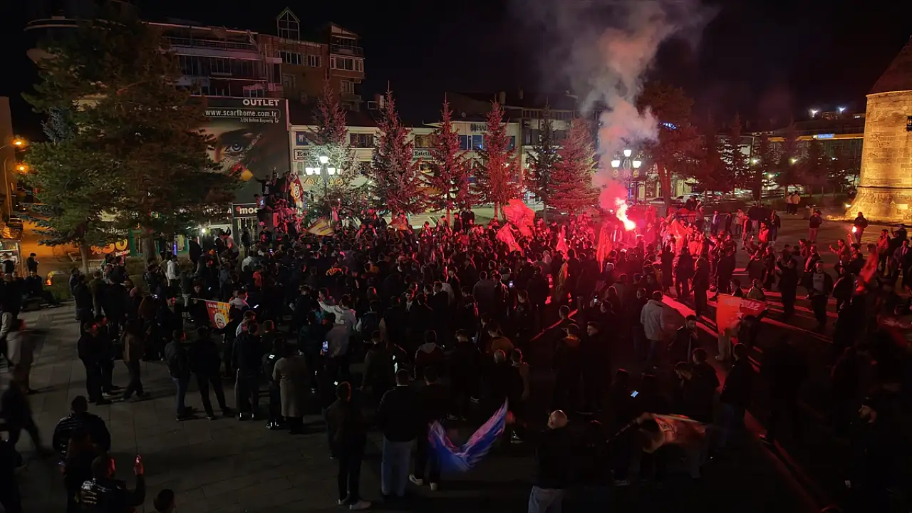 Galatasaray’ın Derbi Zaferi Doğu’da Coşkuyla Kutlandı