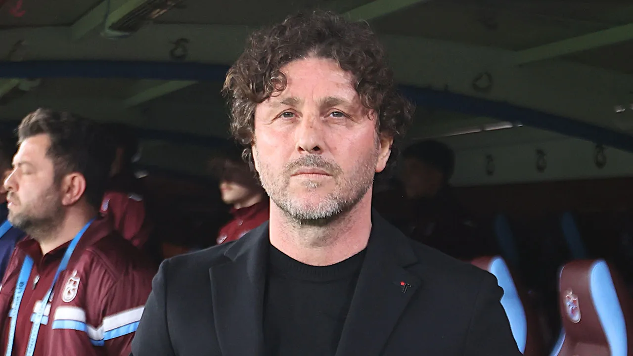 Fatih Tekke: Hakem Kararları Tartışılıyor