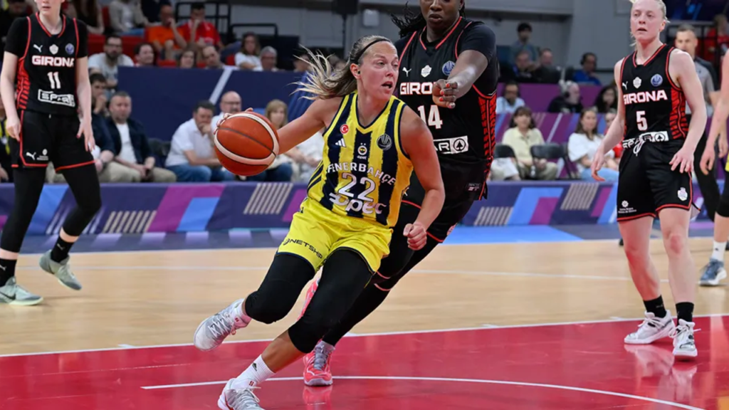 Fenerbahçe Opet, EuroLeague Finaline Yükseldi