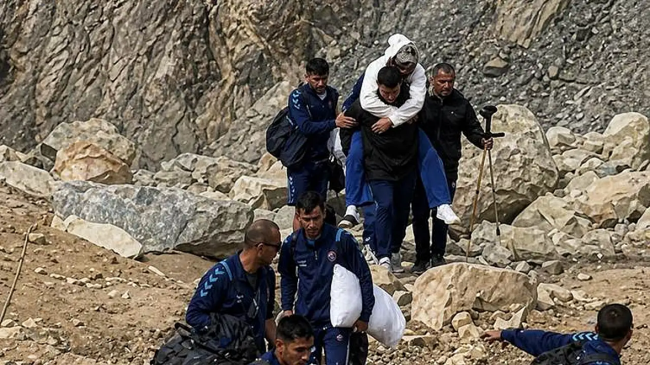 Hakkari Zap Spor, Ağrı’ya Ulaşmak İçin Dağları Aştı