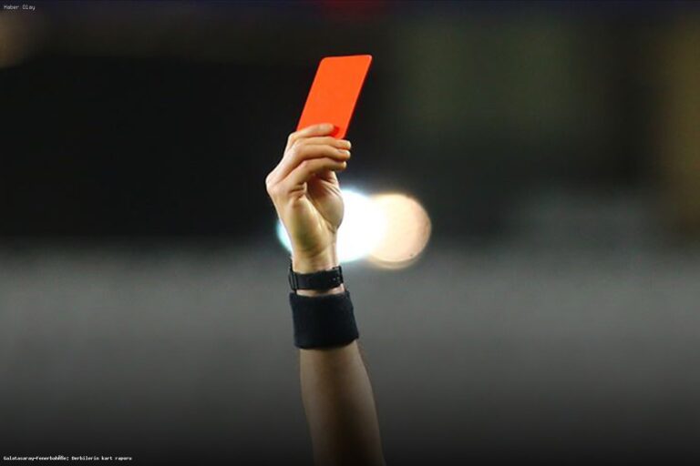 Galatasaray-Fenerbahçe Derbilerinde Kart Durumu Nedir?