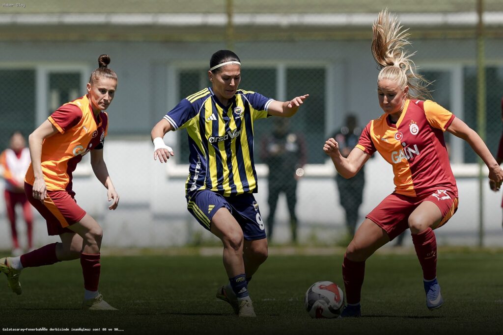 Galatasaray-Fenerbahçe Derbisinde Şok Eden Geri Dönüş