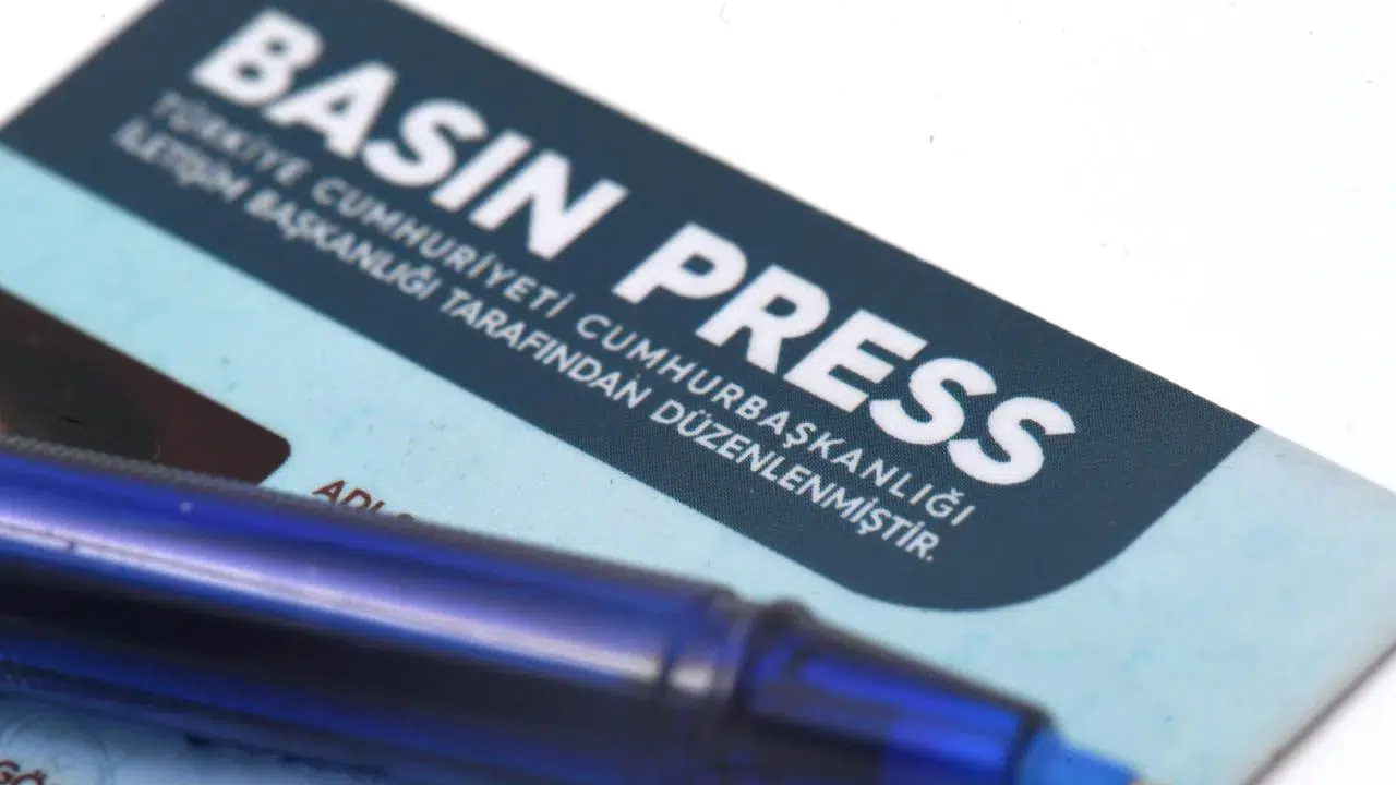 Gazetecilere Yeni Kolaylık: İkinci Kimlik İstemeyecekler