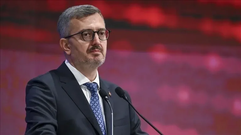 İsrail Bakanı’na İletişim Başkanından Sert Tepki: ‘Soykırım Yapıyorsunuz!’