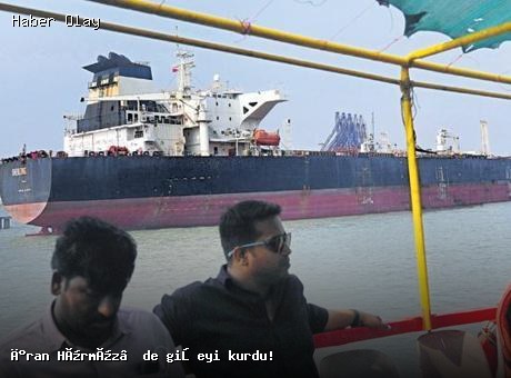 İran Hürmüz Boğazı’nda Ticari Geçişleri Kontrol Altına Aldı