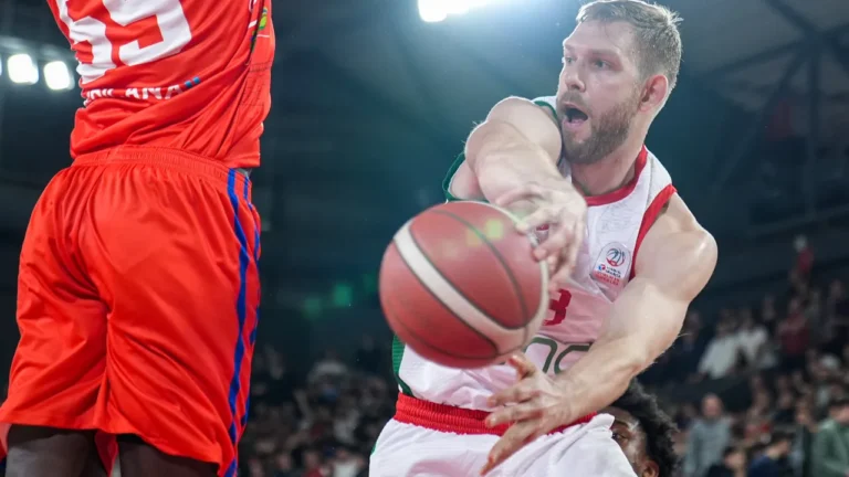 Michal Sokolowski Kimdir? Performansı ve Kariyeri
