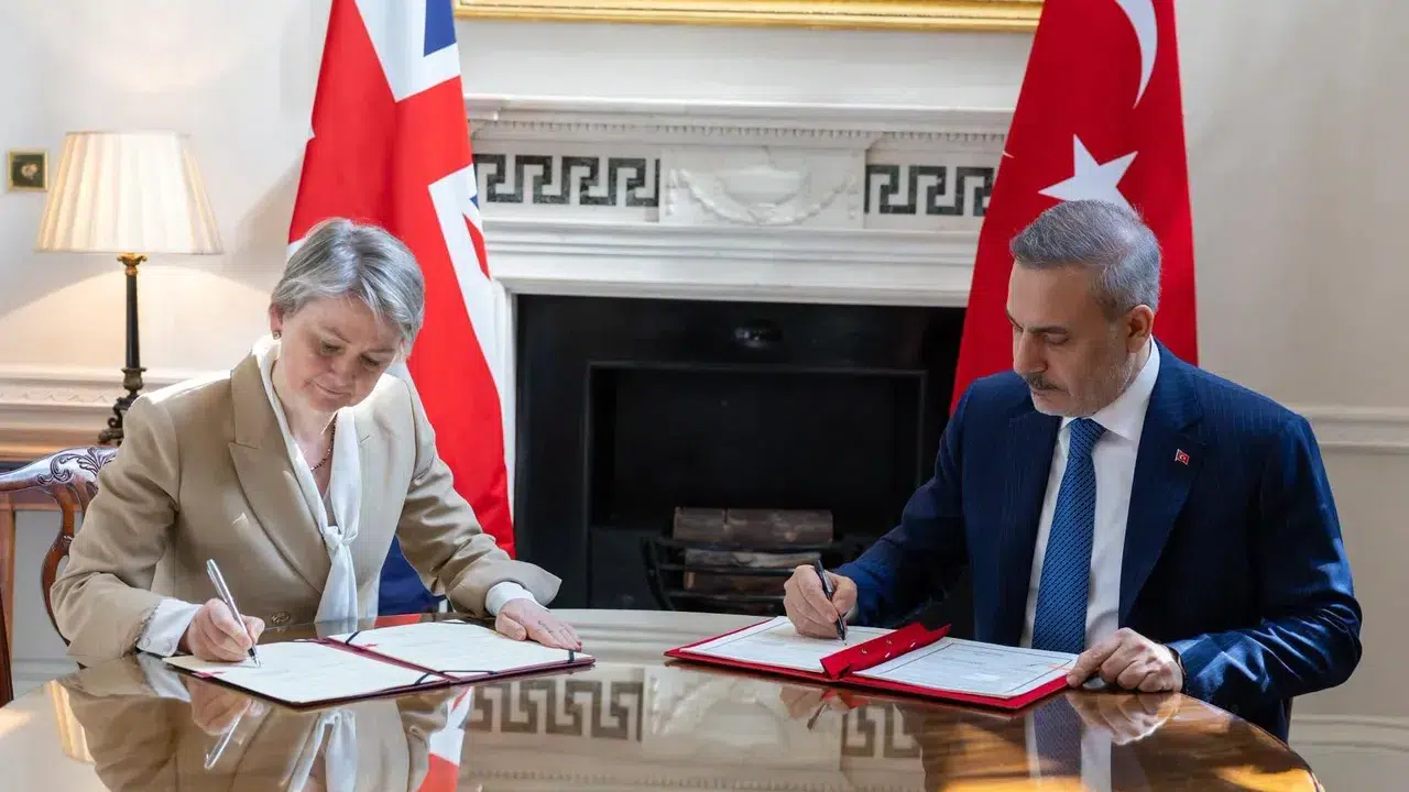 İngiltere ve Türkiye Arasında Tarihi İmza: Yeni Dönem Başladı!
