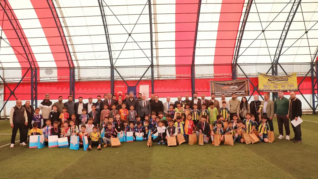 Ağrı’da Minikler Futbol Turnuvası Şampiyonu Belli Oldu