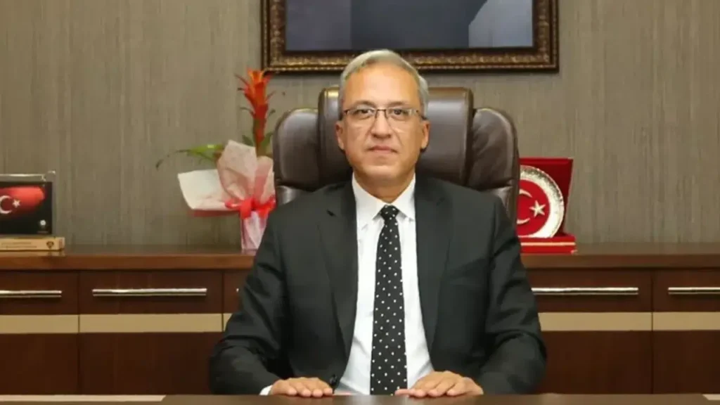 Adnan Karayel Kimdir? Manisa Emniyet Müdürü Hakkında Bilgiler