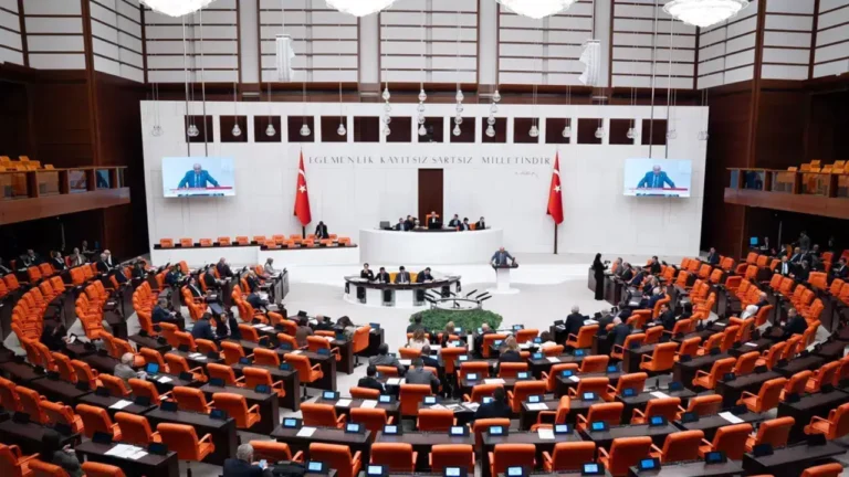 Meclis Oylama Süreci Neden Durdu? Yeni Tarih Belli Oldu!