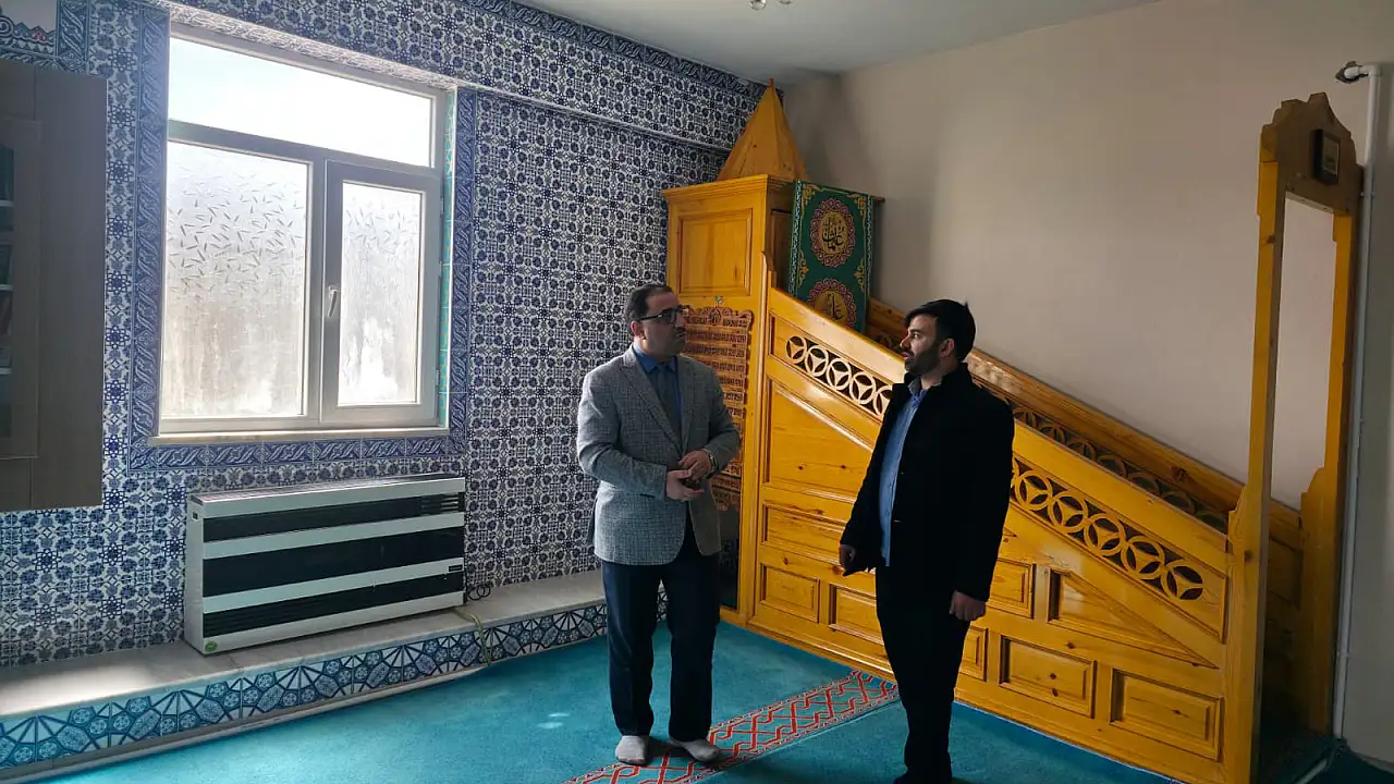 Doğubayazıt Müftüsü İsa Demirkaynak Camii Ziyaretinde Neler Gördü?
