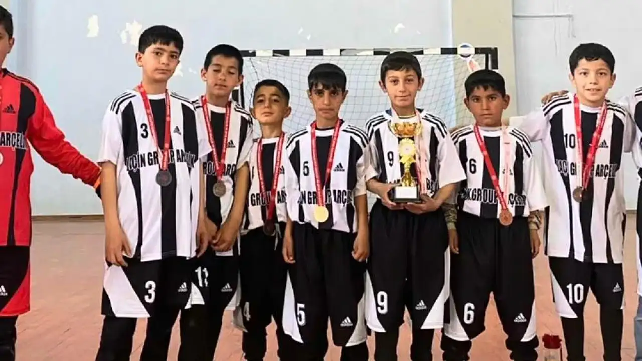 Yürek Veren İlkokulu Futbol Turnuvasında Coşkuyla Karşılandı