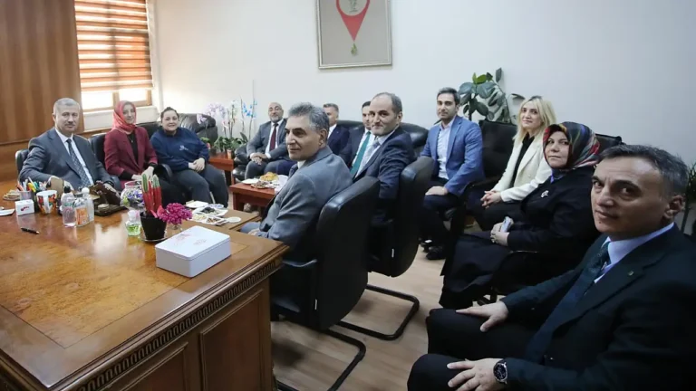 Rektör Gülçin, Akademisyenlere Yeni Unvanları İçin Tebrik Ziyareti Gerçekleştirdi