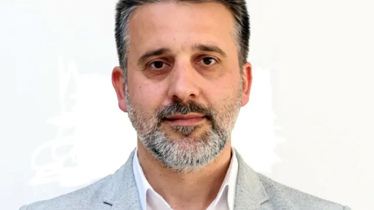 Şahin Biba kimdir? Siyasi kariyeri ve özel hayatı hakkında bilinenler