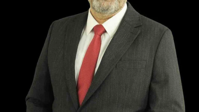 Kadir Kumbul Neden CHP’den İstifa Etti?