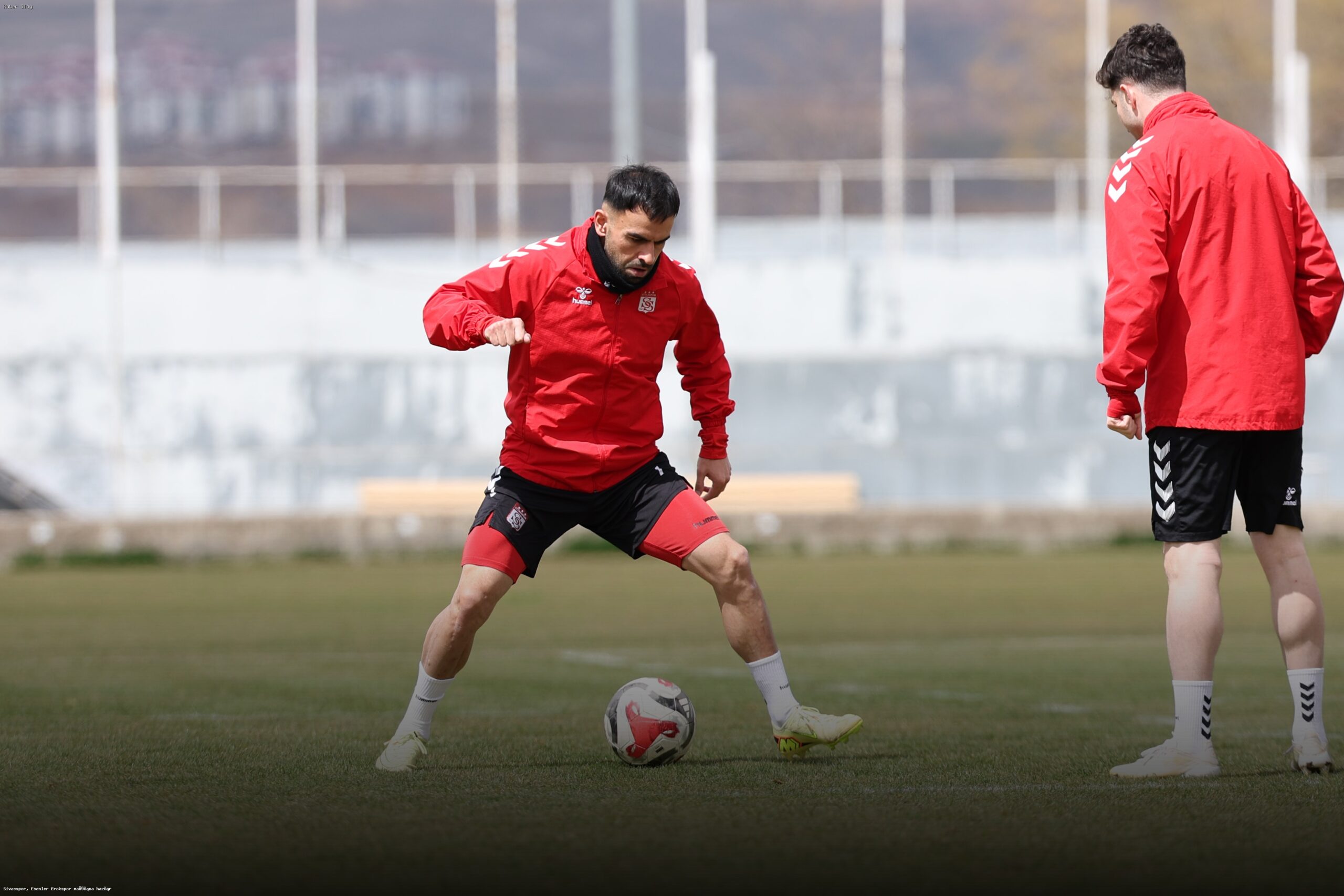 Sivasspor, Esenler Erokspor ile Zorlu Bir Maça Çıkıyor