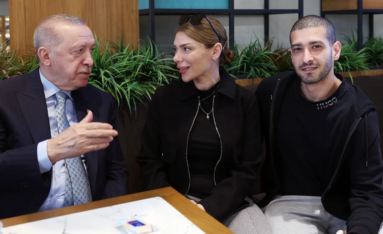 Erdoğan’ın Beyoğlu’ndaki Sürpriz Kafe Ziyareti