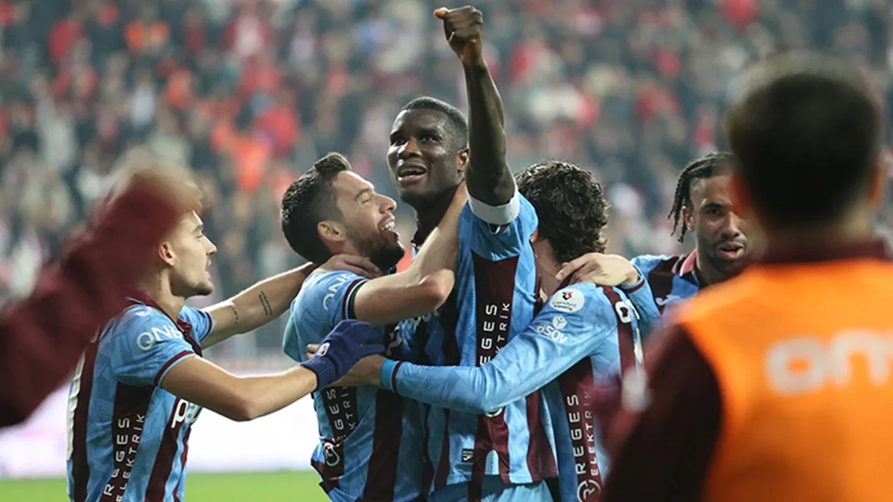 Trabzonspor-Başakşehir Maçında Kritik Puana Doğru