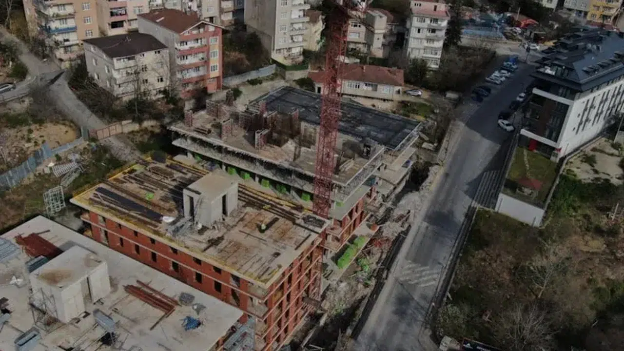 Üsküdar’daki İnşaat Krizi: Mahkeme Kararları İşe Yaramıyor!