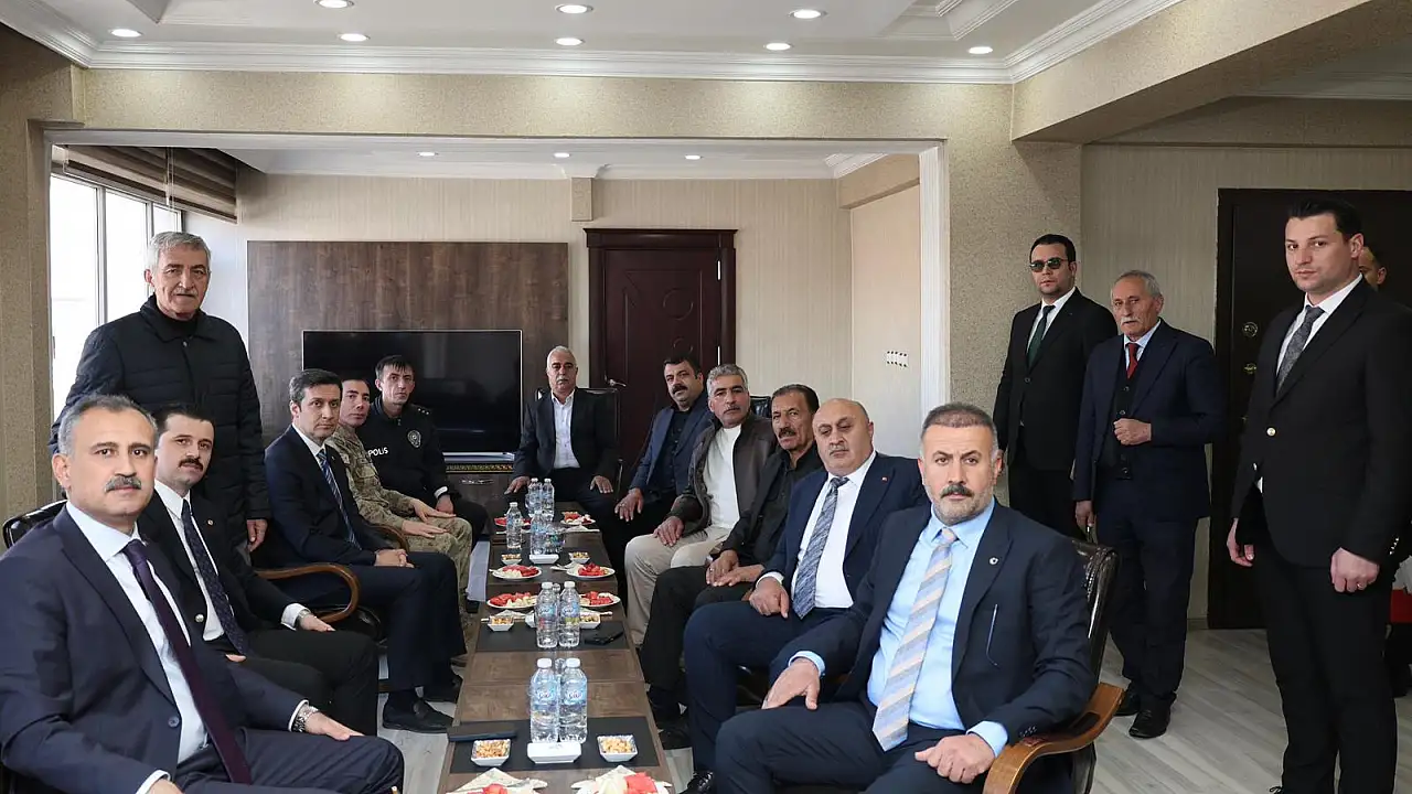 Vali Dr. Önder Bozkurt Patnos Belediyesi’ni Ziyaret Etti