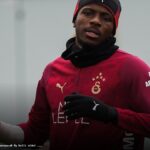 Osimhen derbide oynayacak mı? Kolundaki sakatlık ne durumda?