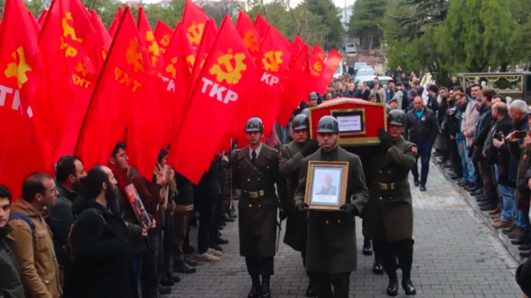 Yalçın Küçük’ün Cenaze Töreni ve Hayatı