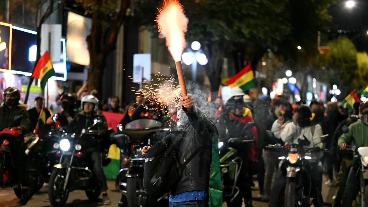 Bolivya’da Protestolar 3 Haftayı Geçti: İstifa Talepleri Artıyor