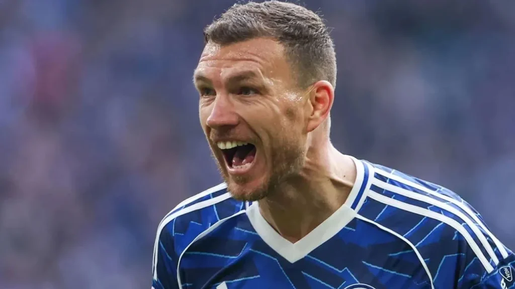 Edin Dzeko: 40’ında Dünya Kupası kadrosunda yer aldı