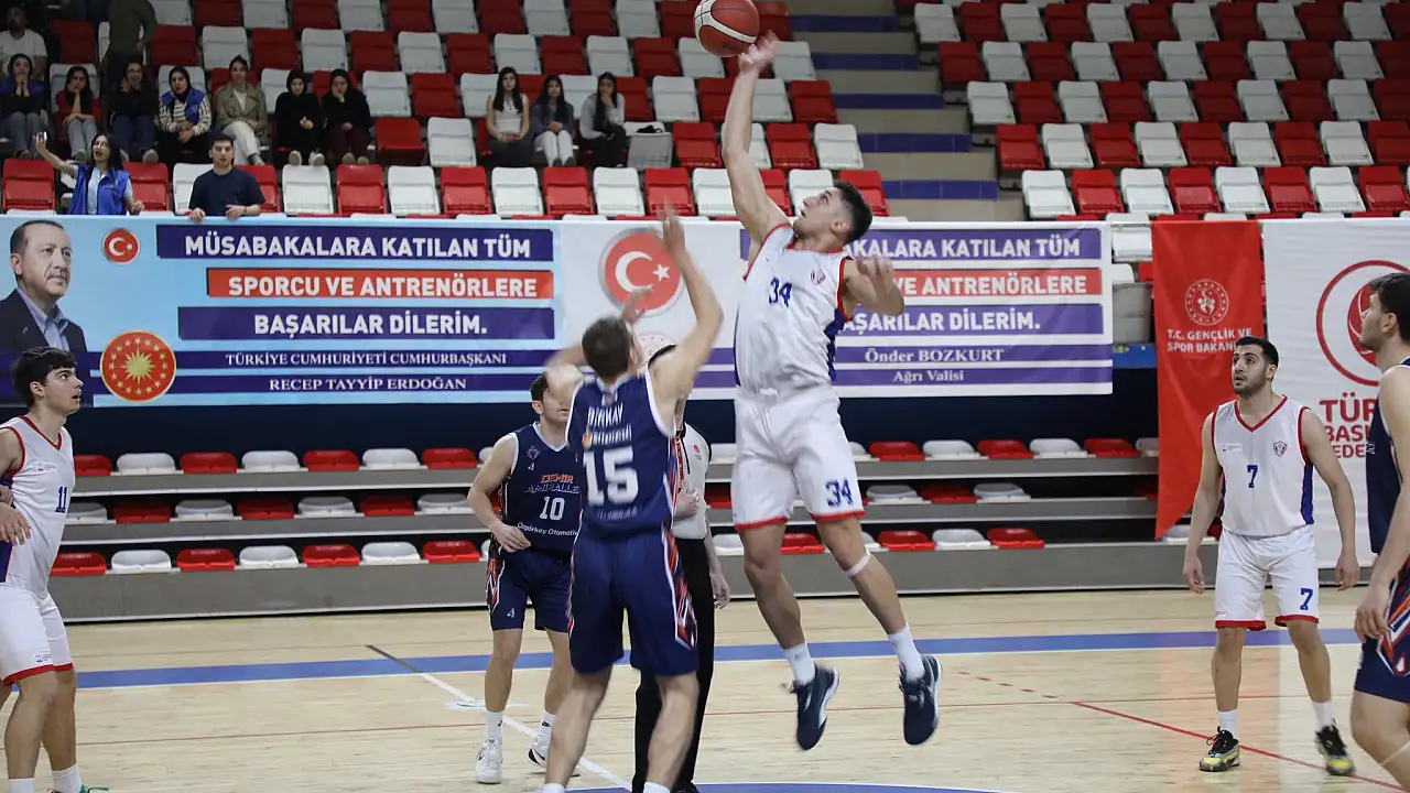 Ağrı Gençlik Spor’un Mücadele Dolu Maçı: Taraftarları Gururlandırdı