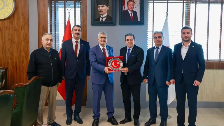 Bingöl Valisi Cahit Çelik’e Ağrı’dan Hayırlı Olsun Ziyareti