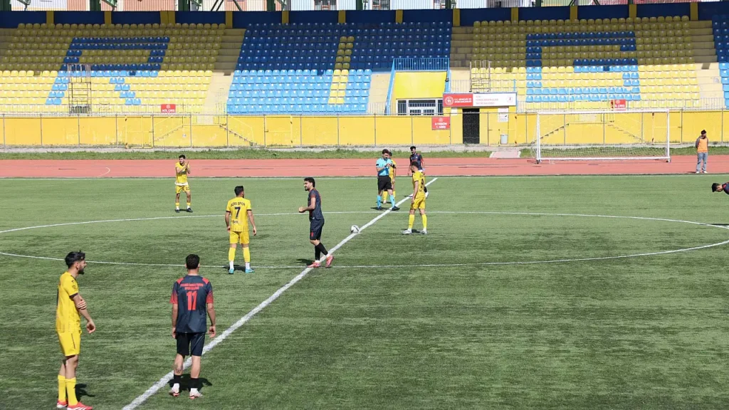 Ağrı Spor Şampiyonlukta Patnos İdmanyurdu’nu Geçti