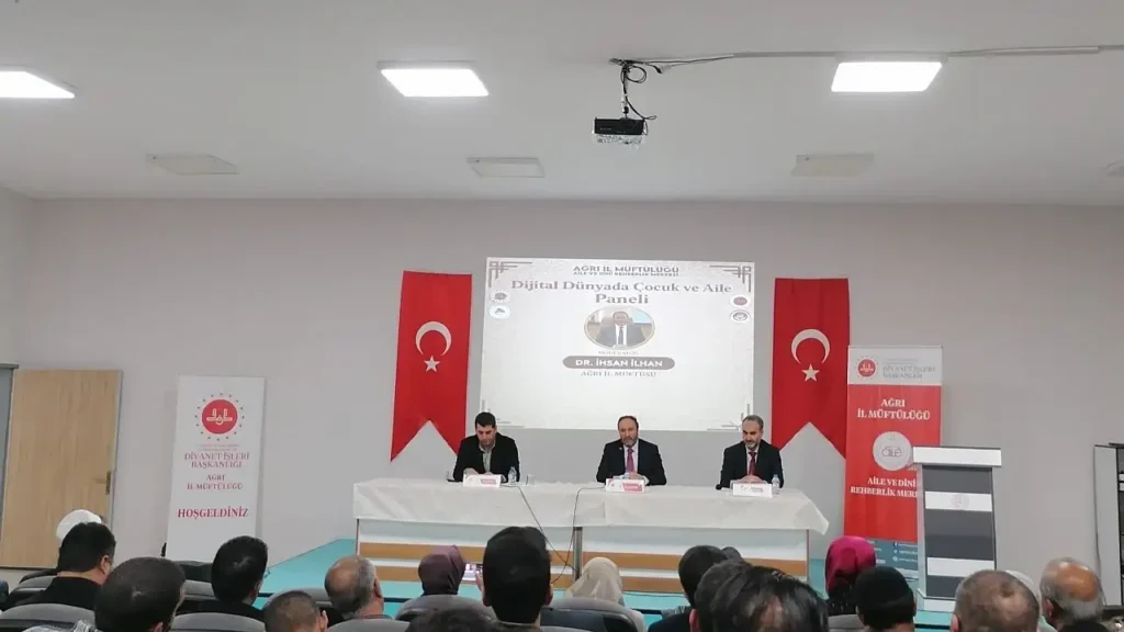 Dijital Dünyada Çocuk ve Aile Panelinin Önemi Nedir?