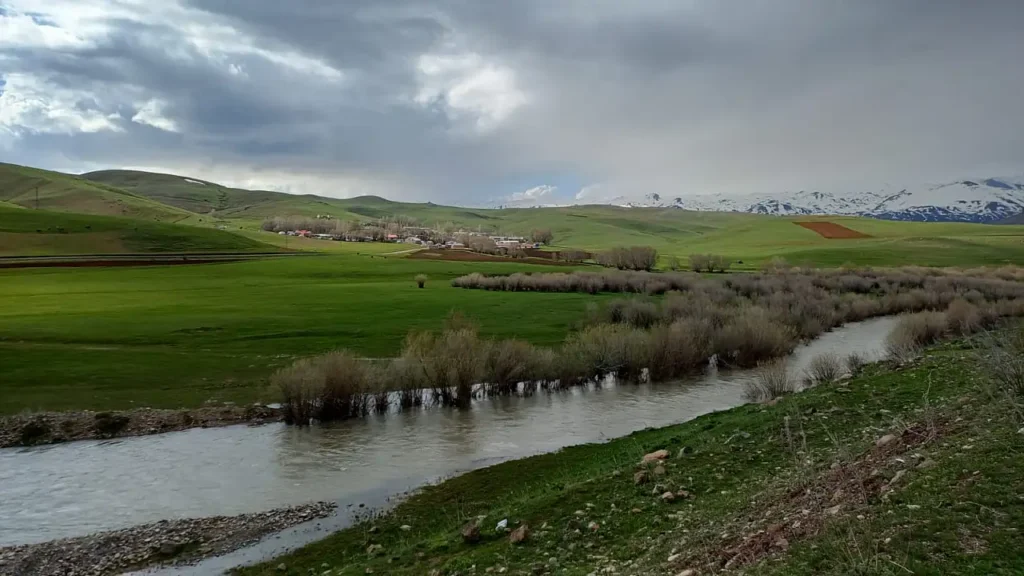 Ağrı’da Baharın Gelişi Doğayı Canlandırdı