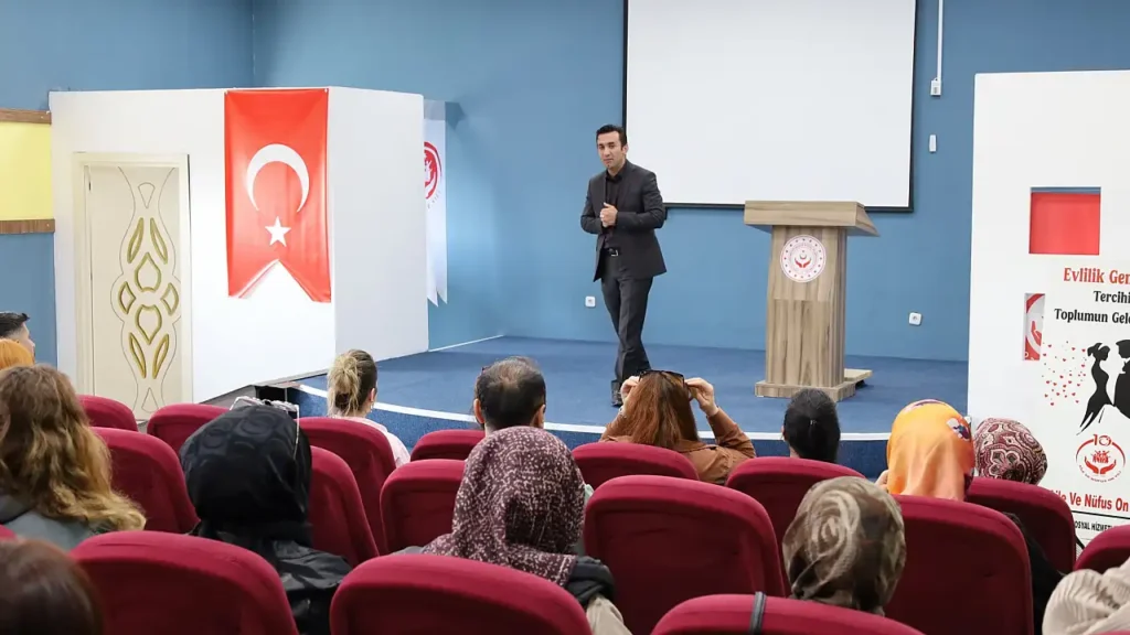 Ağrı’da Huzurevine Kabul Süreçlerine Eğitim Verildi