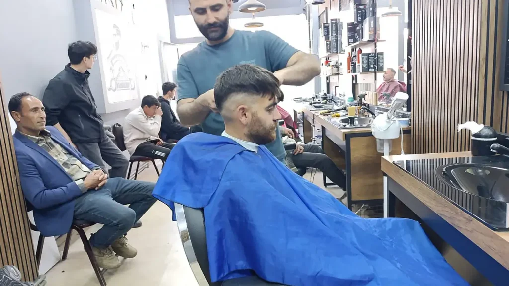 Ağrı’da Kuaförler Randevulu Sisteme Geçti: Nedenleri ve Sonuçları