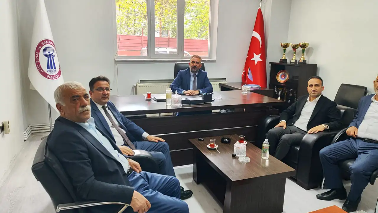Ağrı’da Esnaf Odaları Birliği’ne Destek Ziyareti