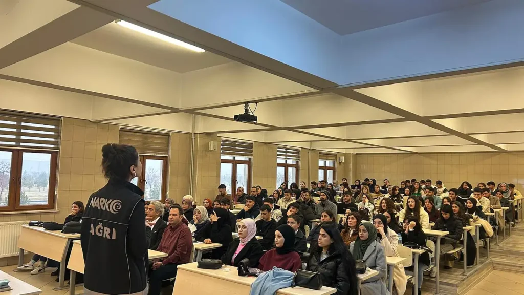 Ağrı’da Uyuşturucu ile Mücadele Eğitimleri Neden Önemli?