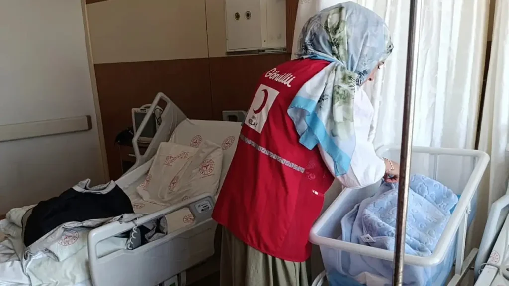 Ağrı’da Yeni Anneler İçin Anlamlı Anneler Günü Kutlaması