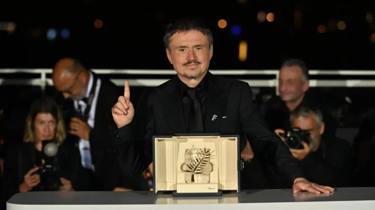 Cannes Film Festivali’nde Altın Palmiye Rumen Yönetmene Gitti