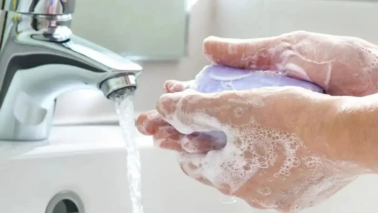 Aşırı El Yıkamanın Zararları ve Enfeksiyon Riski