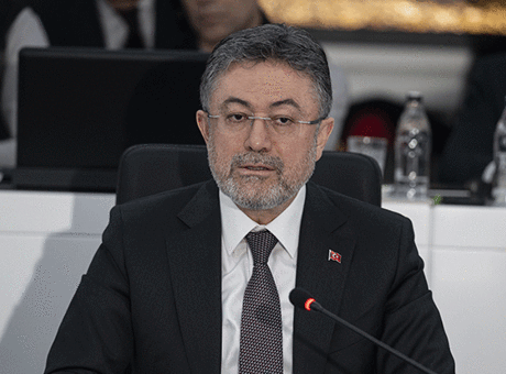 Tarım Bakanı Yumaklı’dan Yapay Et Açıklaması: Girişine İzin Yok