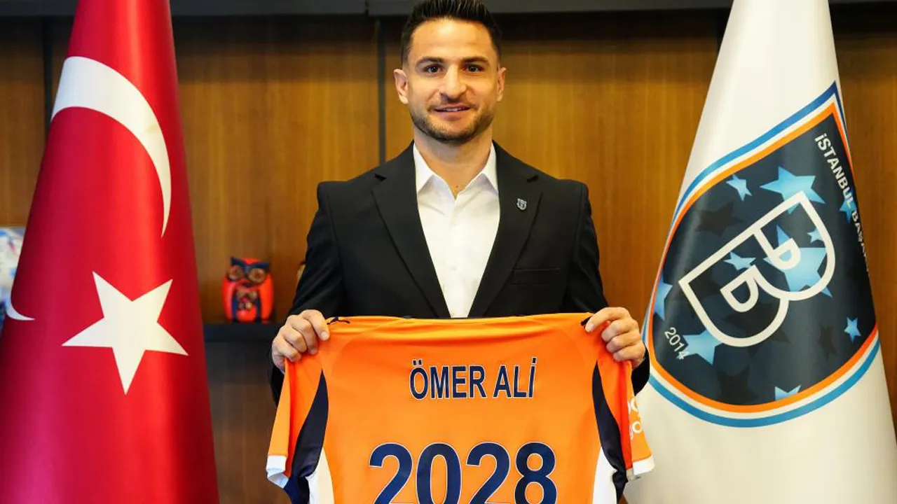 Başakşehir Kaptanı Ömer Ali Şahiner ile Sözleşme Yeniledi