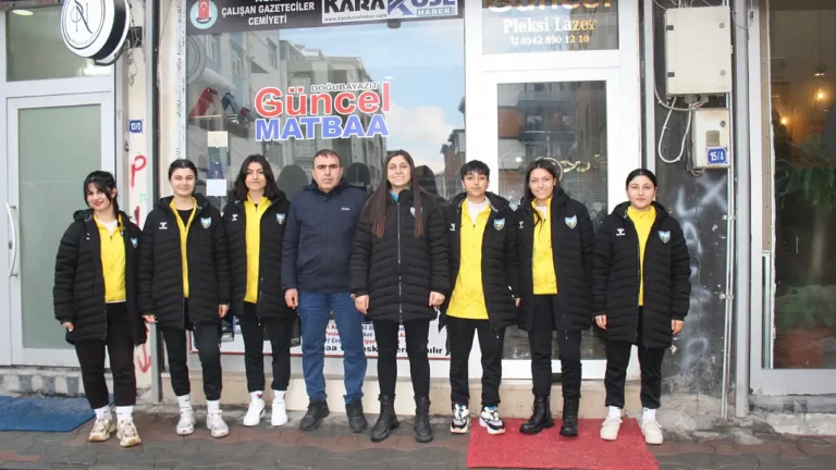 Bayazitspor Kadın Futbol Takımı Yeni Sezona Hazır
