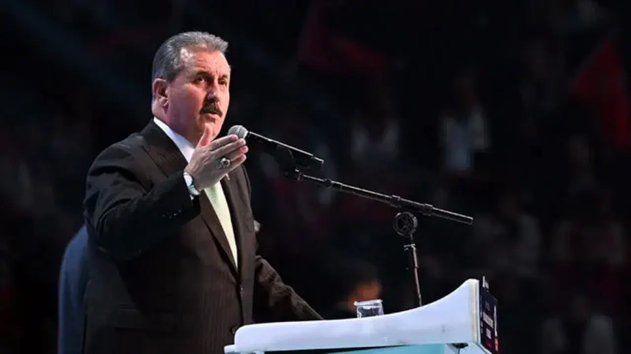 BBP Lideri Mustafa Destici’den olay çıkış! ‘Sokak köpekleri için tek çare uyutmak’