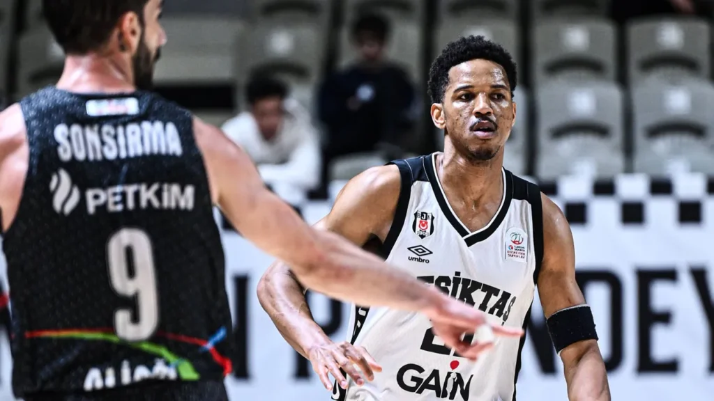 Beşiktaş GAİN, Petkimspor’u Konuk Etti ve Rahat Kazandı